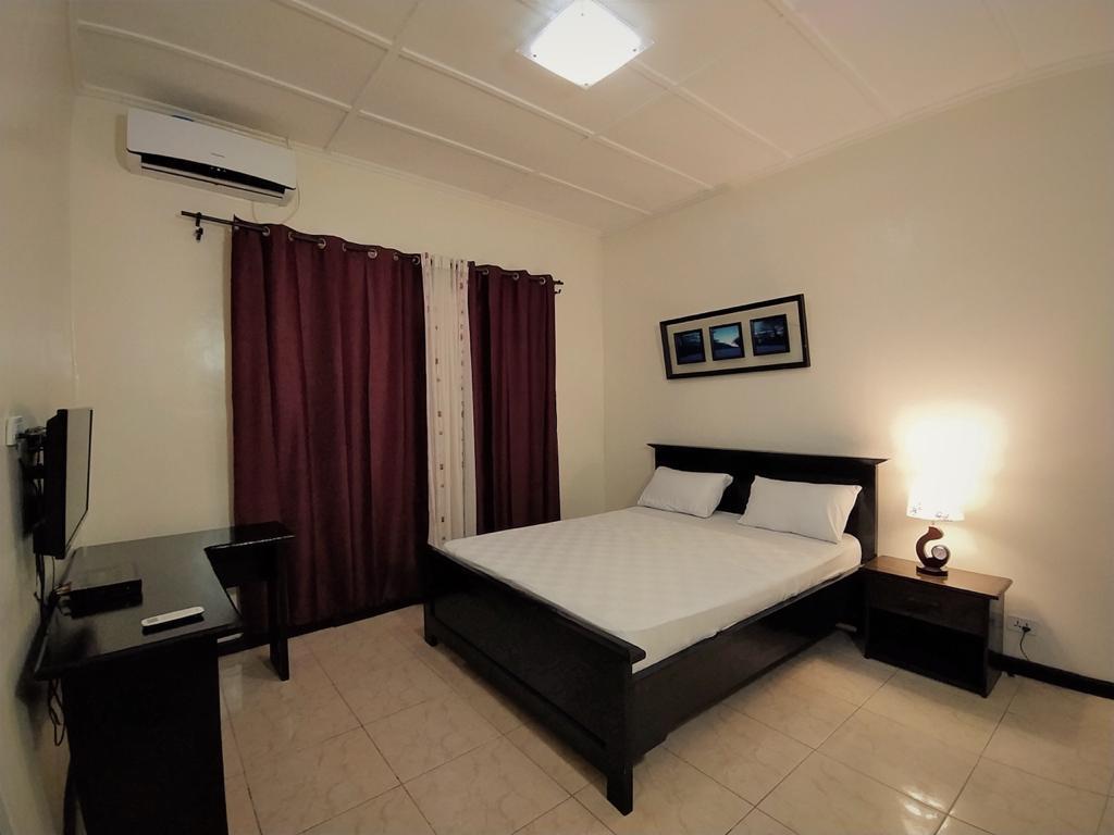 Maryland Guesthouse มอนโรเวีย ภายนอก รูปภาพ