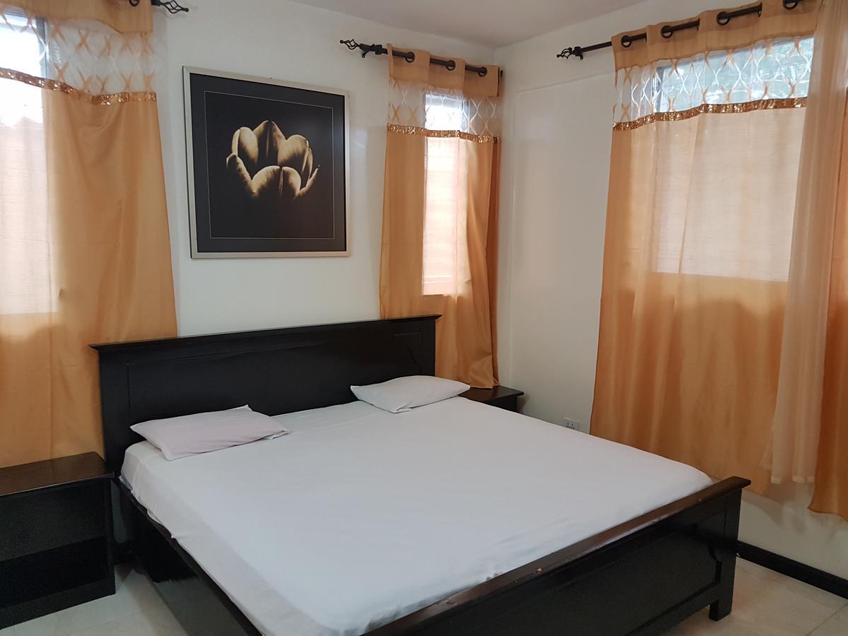 Maryland Guesthouse มอนโรเวีย ภายนอก รูปภาพ
